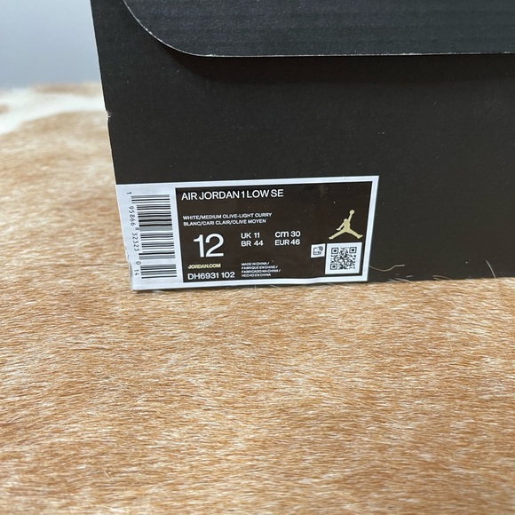 Jordan 1 Low Orange Olive - Picture 6 of 6